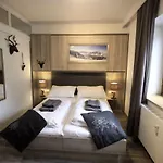 Apartment Edelweiss *